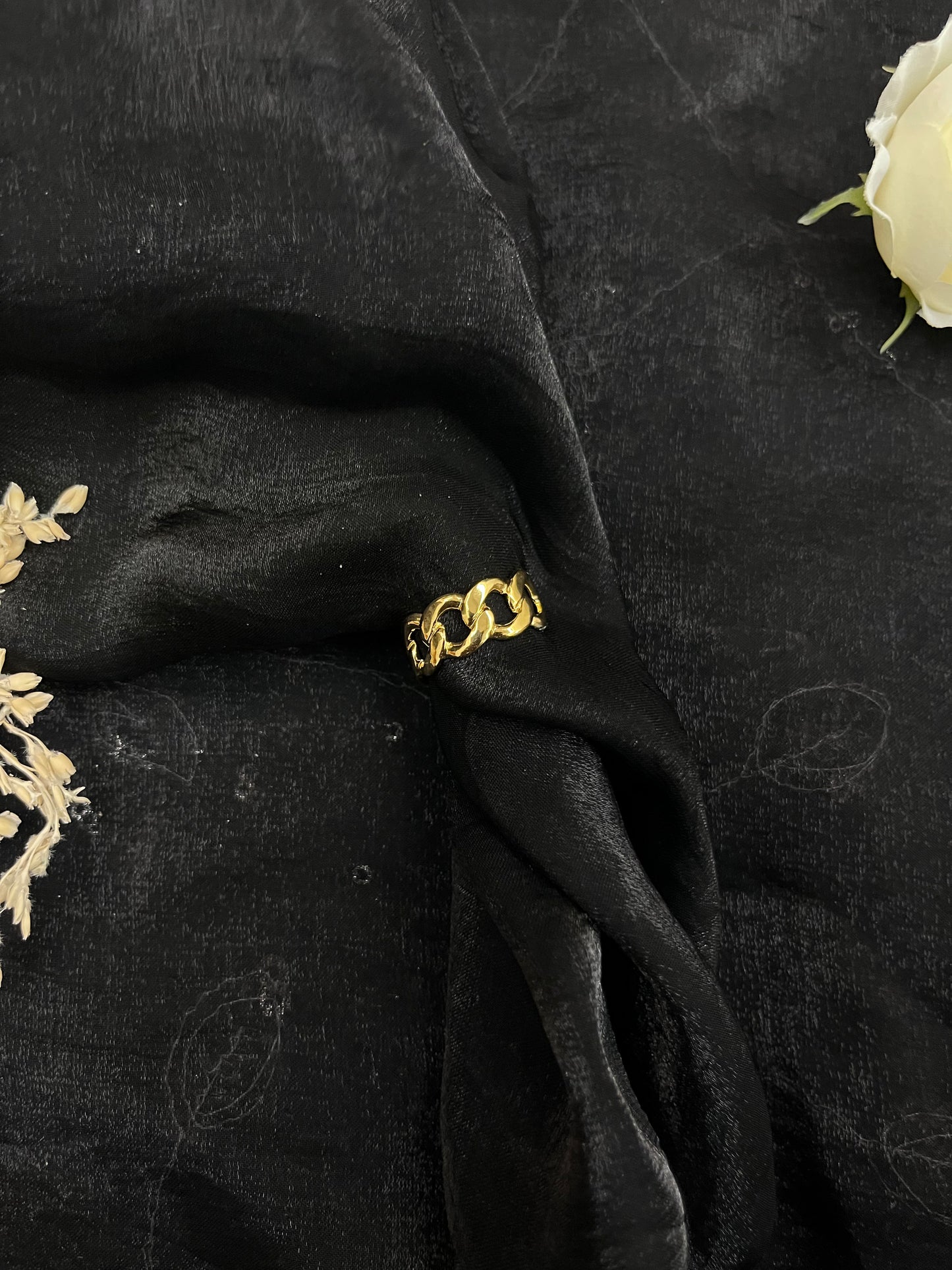Bold Gold Chain Ring