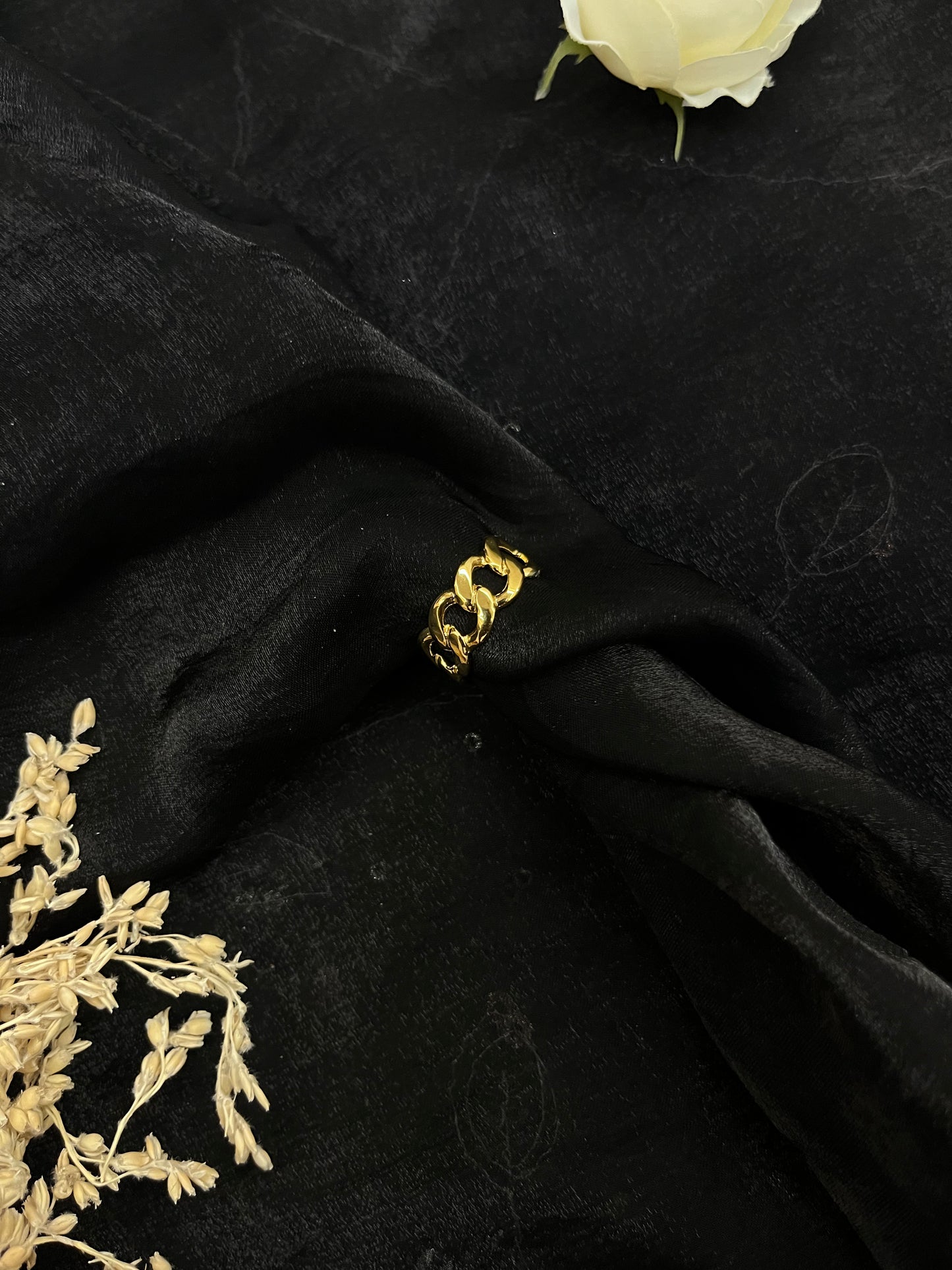Bold Gold Chain Ring