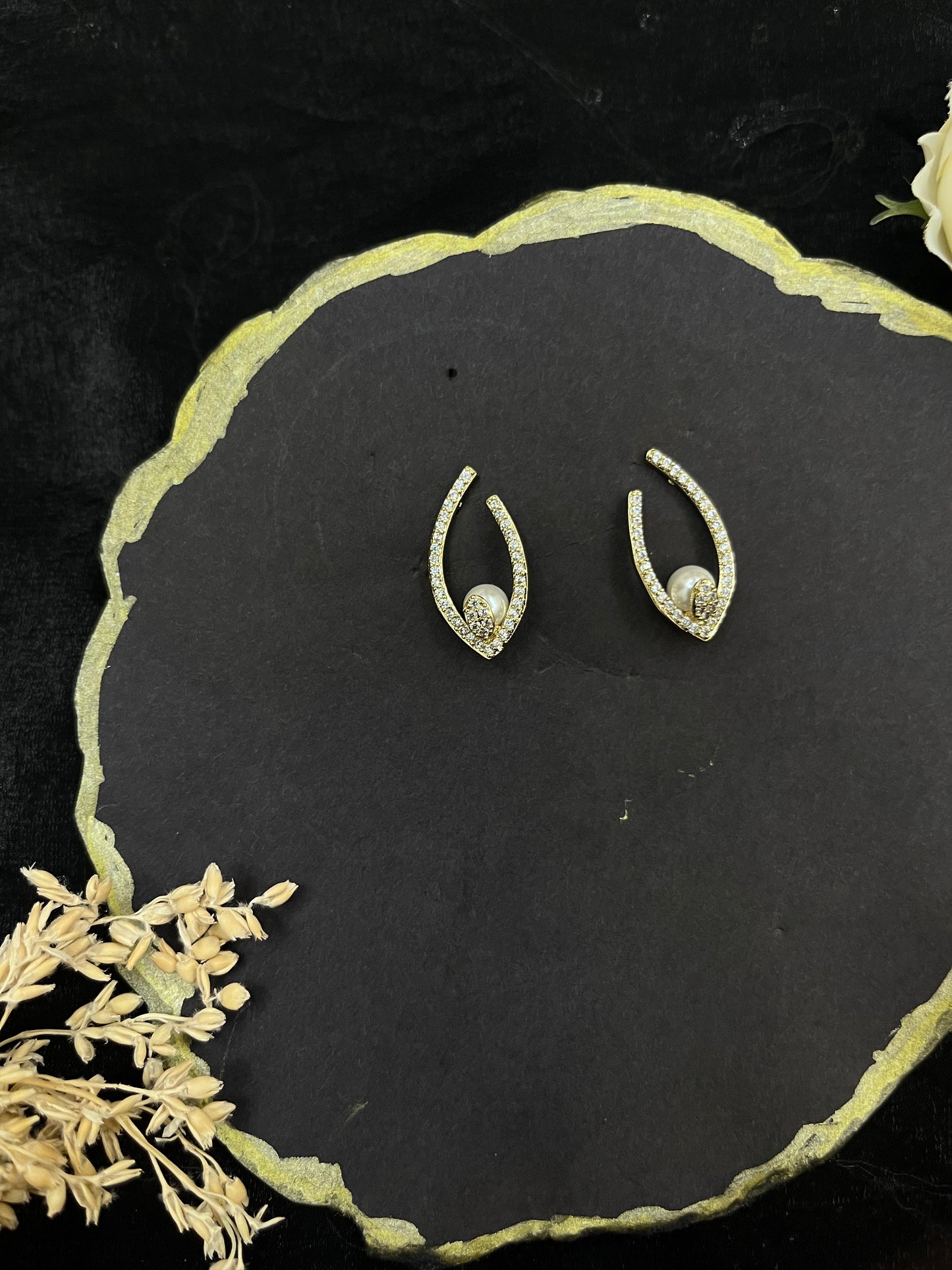 Pearl Spark Loop Earrings