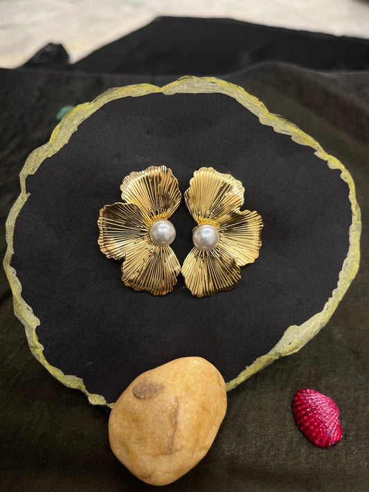 Blossom Pearl Studs