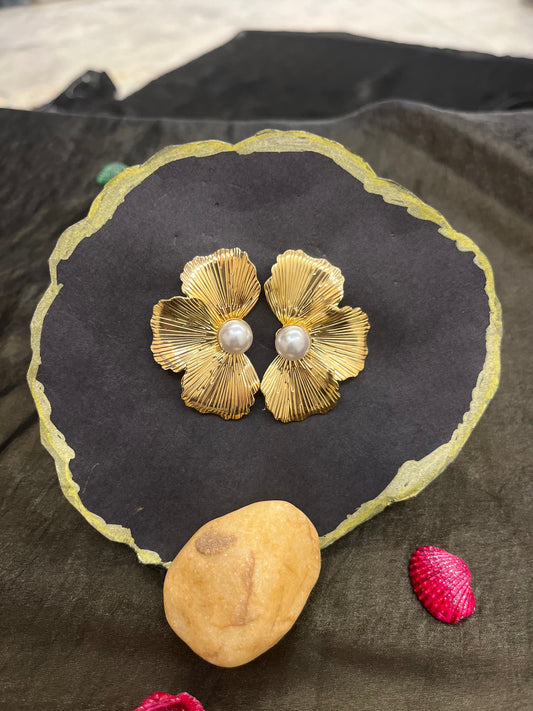 Blossom Pearl Studs