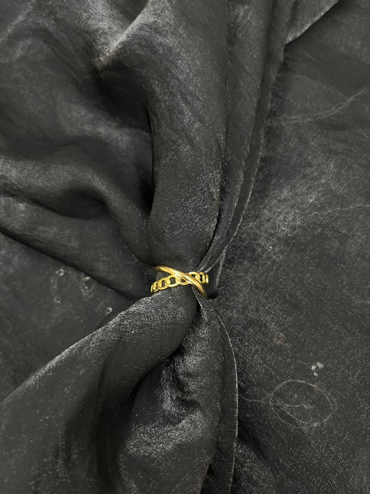 Aurelia Twist Ring