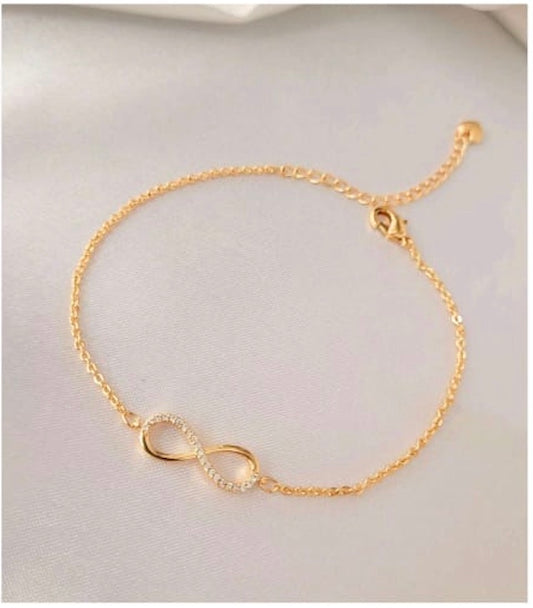 Infinity Bracelet – Timeless Elegance