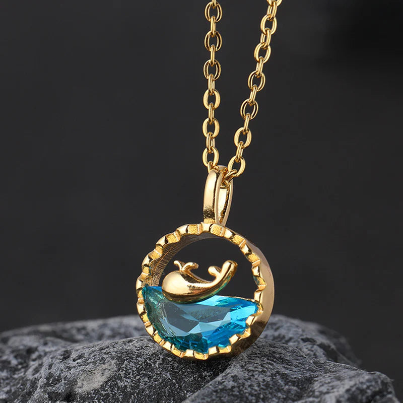 Ocean Tale Necklace – Whale & Waves